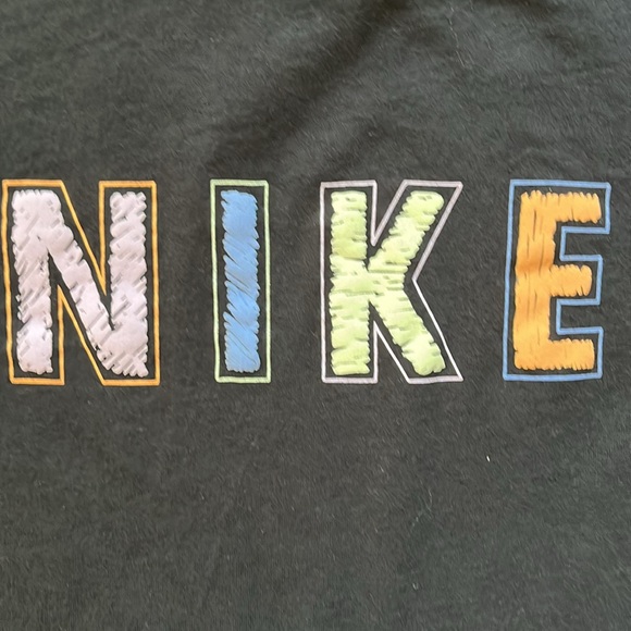 Nike chalk letters t-shirt, size girls large - Picture 3 of 5